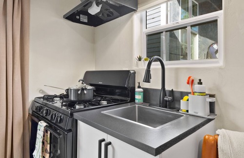 Golden Hill Apartamento | Casita–Hot Tub/Sauna/eBikes/Cold Plunge+Beach Gear