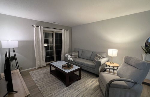 Erie Condominio | 1 mile to Presque isle - quiet, safe condo with walking paths!