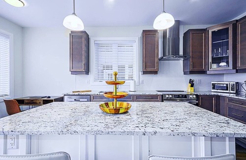 The Blue Mountains Casa | 1 minute from Blue Mountain Ski Resort Brand New Built Sep 23 Luxury Chalet Home