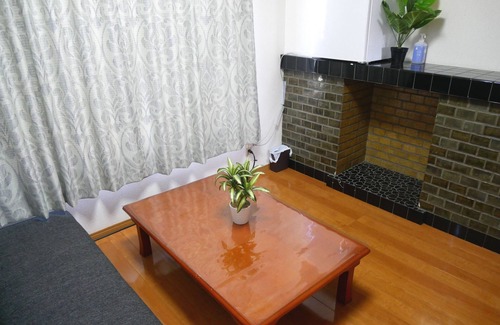 Konohana Casa | 1 minute walk from the station in a good location! Accommodates 20 people! Rooftop BBQ available! 5 bedrooms, spacious 140 sq.m! By train: 5 minutes to Univa, 10 minutes to Namba, and 5 minutes to Umeda!