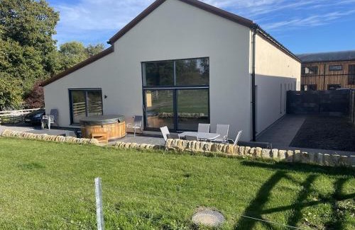 Durham Casa | 1 New Dairy Barn
