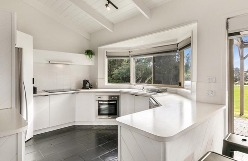 St. Andrews Beach Casa | 1 Oak - Rye Back Beach Accommodation