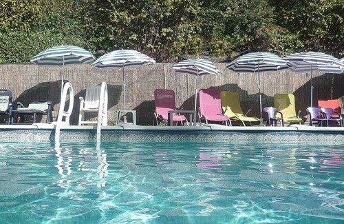 Vernoux-en-Gatine Cabaña | 1 de 3 casas rurales distribuidas en 2-preciosa piscina-Games acres de campo por Wifi-mucho que ver / hacer cerca