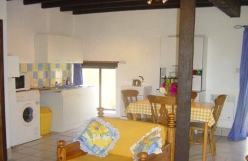 Madre Casa | Bonita casa de campo con piscina - Le Cezanne - 1 de 3 casas rurales (para 2-14).