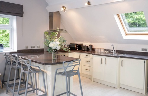 Amlwch Casa | 1 OLD KINGDOM HALL, pet friendly, character holiday cottage in Amlwch