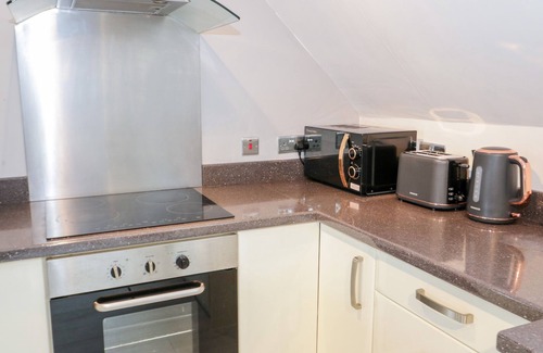 Amlwch Casa | 1 OLD KINGDOM HALL, pet friendly, character holiday cottage in Amlwch