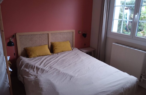 Bidart Cama Y Desayuno | 1 bedroom, private bathroom & WC for 2 persons, quality double bed 160