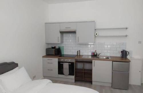 Portsmouth Apartamento | #1 Portsmouth Studio Apartment