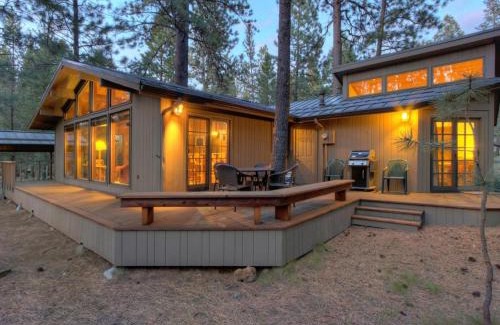 Sunriver Casa | 1 Raccoon Lane