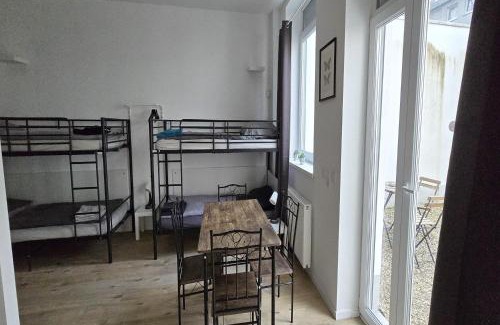Krefeld Apartamento | 1-room Apartment with terrace in Krefeld