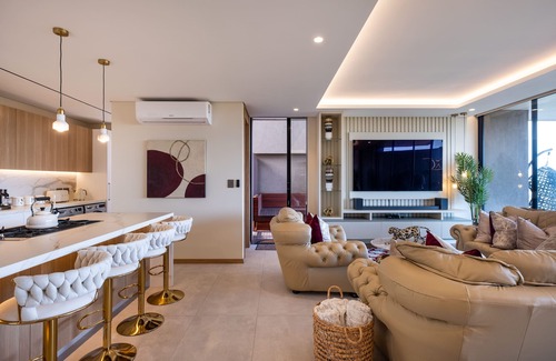 Salt Rock Villa | 1 Savili - Zululami