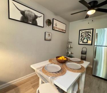 Old East Dallas Apartamento | 1 STATE FAIR l DT Dallas l FIFA READY l Staycation 1Bd1Ba