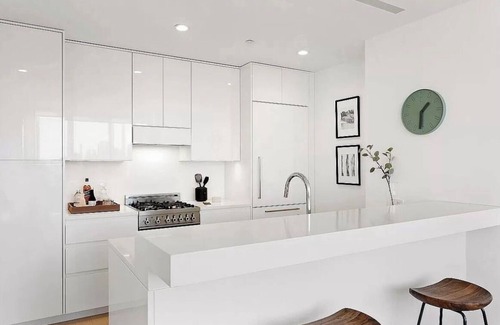 Queens Apartamento | 1 Stop to Midtown Amazing View Luxury High Rise Corner 1 Bedroom Apartment
