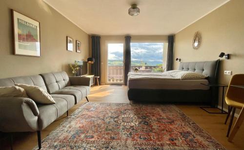 Patersberg Apartamento | #1 Studioapartment mit Loreleyblick direkt an der schönsten Etappe des Rheinsteigs