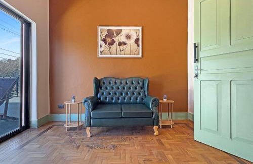 Abernessia Apartamento | 1 Suite 2 bdrm Comercial center Wi-Fi Balcony
