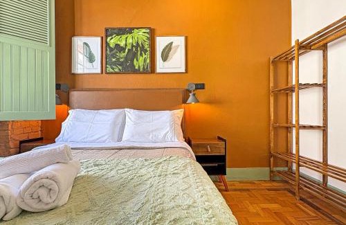 Abernessia Apartamento | 1 Suite 2 bdrm Comercial center Wi-Fi Balcony
