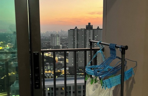Suan Luang Condominio | #1 Summer sunshine 29sqm Room with AC, fitness room, WiFi, pool, washing machine