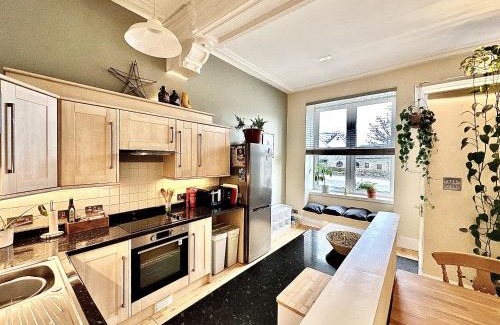 Kilmartin Apartamento | 1 The Cairn Kilmartin - Beautiful Victorian Flat, Pet Friendly