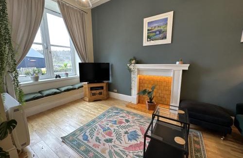 Kilmartin Apartamento | 1 The Cairn Kilmartin - Beautiful Victorian Flat, Pet Friendly
