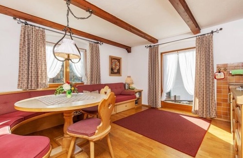 Reit im Winkl Apartamento | (1) Apartamento de cuatro habitaciones "Anzengruber-Stube" 65m²