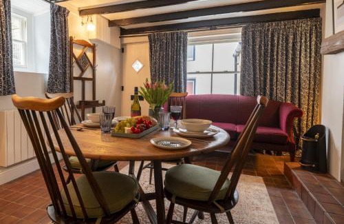 Staithes Casa | 1 Webster Steps