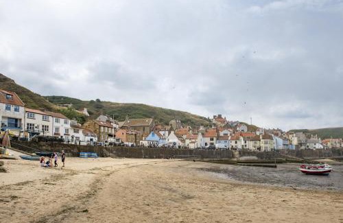 Staithes Casa | 1 Webster Steps