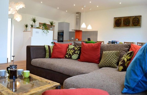 Llangeler Casa | 1 Woodlands