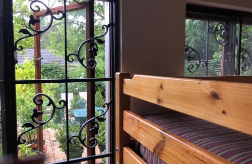 Stellenbosch Central Cama Y Desayuno | 10 Alexander B&B