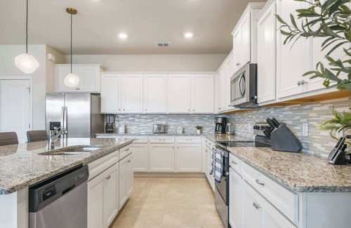 Davenport Villa | 10 bedroom luxury villa, Windsor Island