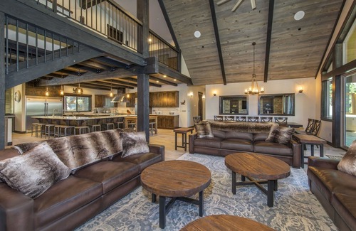 South Lake Tahoe Casa | Mountain Estate Estate de 10 habitaciones - VHRP # 2640