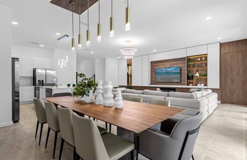 Fairvilla Casa | 10 Bedrooms/ 9 Bathrooms/ Paradiso Grande (6216SS)