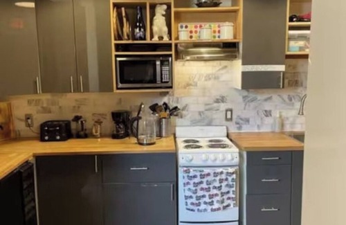 Los Feliz Hotel | Charming Hostel in Los Feliz - Silverlake Area