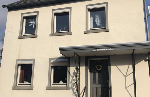 Deudesfeld Apartamento | 10-bett-haus Schneider Kätchen - Ferienhaus Vulkaneifel
