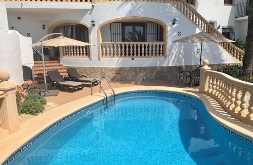 Benimeit Apartamento | ¡Ubicación! ¡Ubicación! ¡Ubicación!... Apartamento, piscina privada e impresionantes vistas al mar.