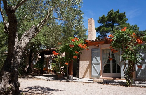 Le Muy Villa | 10' from seaside, quiet nature, on one level