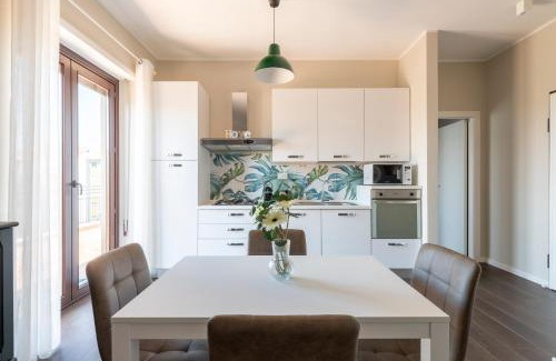 Province of Cagliari Apartamento | 10' from the Sea, Elegant Penthouse with Terrace