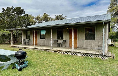 Bandera Cabina | 10 Hackberry, at CRC Ranch Retreat
