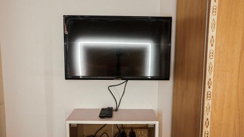 Sigra Apartamento | 10 Ideal Luxury Stay AC 2BHK