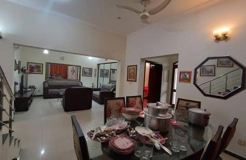 Lahore Casa | 10 Marla fully furnished house in Parkview villas