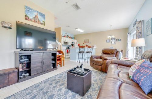 Kissimmee Casa | 10 Mi to Disney Parks Resort Retreat with Patio