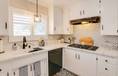 Harbor Casa | 10 Mi to Redondo Beach: Carson Home w/ Pool Table!