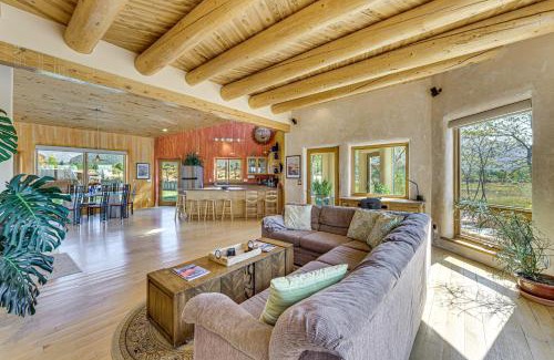 Arroyo Seco Casa | 10 Mi to Taos Ski Valley Mtn-View Duplex with Deck!