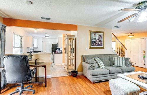 Ocoee Casa | 10 Mi to Universal Orlando: Home w/ Screened Porch