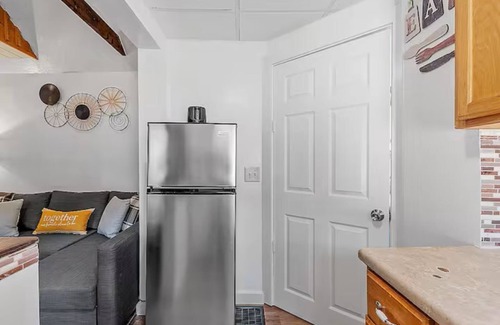 Laconia Casa | 10 Min Walk to Lake w/Private HOT TUB & patio!