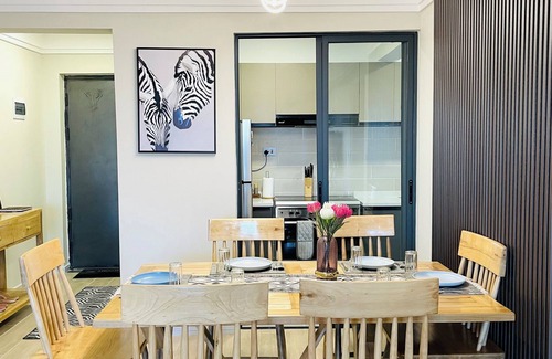 Syokimau Apartamento | 10 MINS Airport Salome Cosy Apartment with Pool & Gym