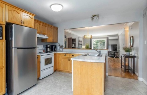 Dieppe Casa | 10 mins away from everything in Dieppe,NB