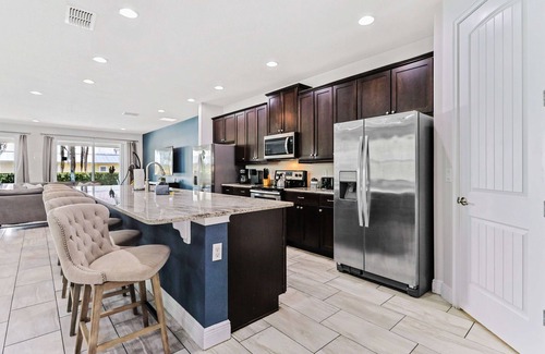 Celebration Casa | 10 Mins Disney/Private Pool and Hot Tub/Games Room/Arcades/XBox/5000sqft!/Wifi