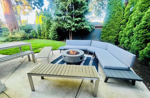 Eugene Casa | 10 mins U of O, Autzen, airport HOT TUB, park, Quiet location!