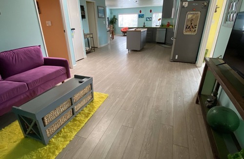 Capitola Casa | 10 minute walk to Capitola Village and ocean