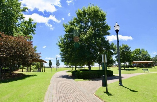 Church Street Casa | 10 minutes from Airport! 15 mins from Downtown Atlanta and major attractions.